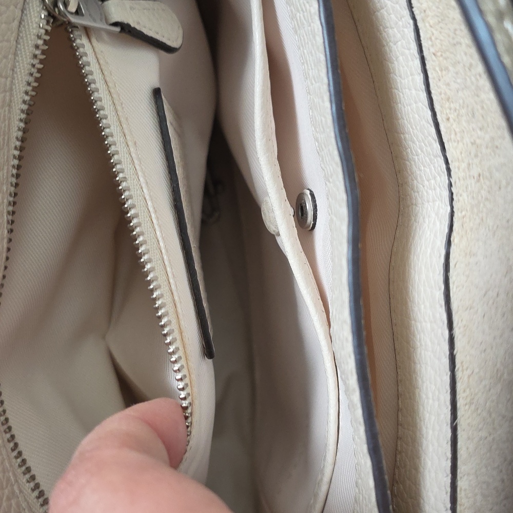 Coach Cream Leather Crossbody Bag with Silver Hardware - Picture 8 of 11